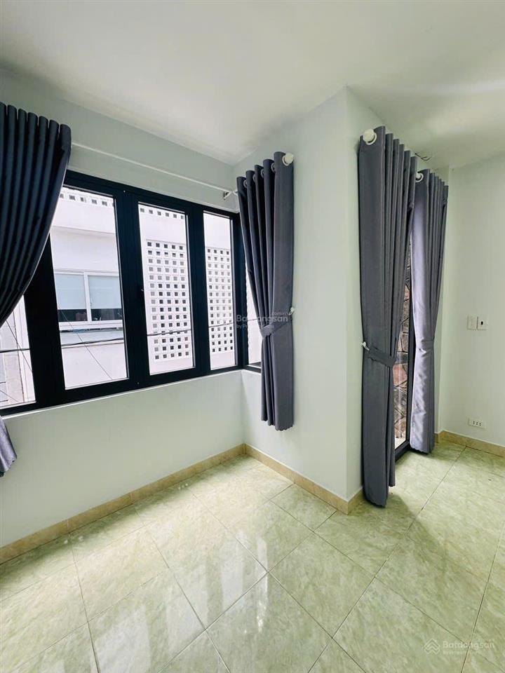 Bán nhà hxh 4m hẻm 1036/ cmt8, p5  gần ngã tư bảy hiền, dt 59m2 [nở hậu]. chỉ 7.8 tỷ tl