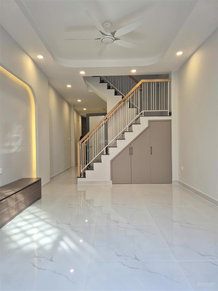 Nhà mới hxh trường chinh  thông ra ba vân p14, 3.8x16m [nở hậu] 3 tầng đẹp. chỉ 8.5 tỷ tl
