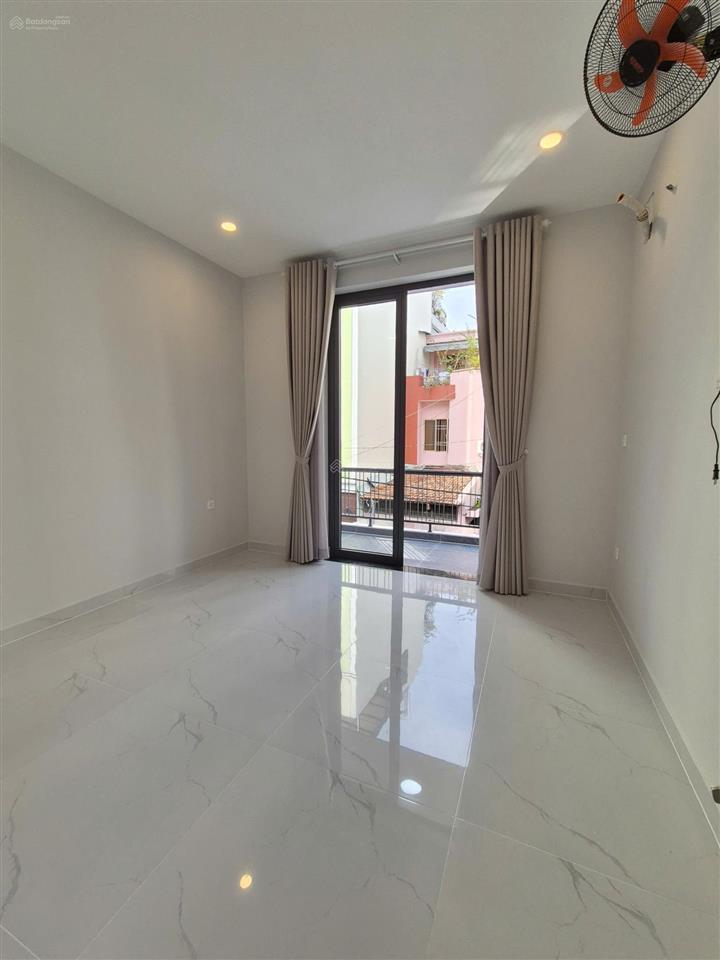 Nhà mới hxh trường chinh  thông ra ba vân p14, 3.8x16m [nở hậu] 3 tầng đẹp. chỉ 8.5 tỷ tl