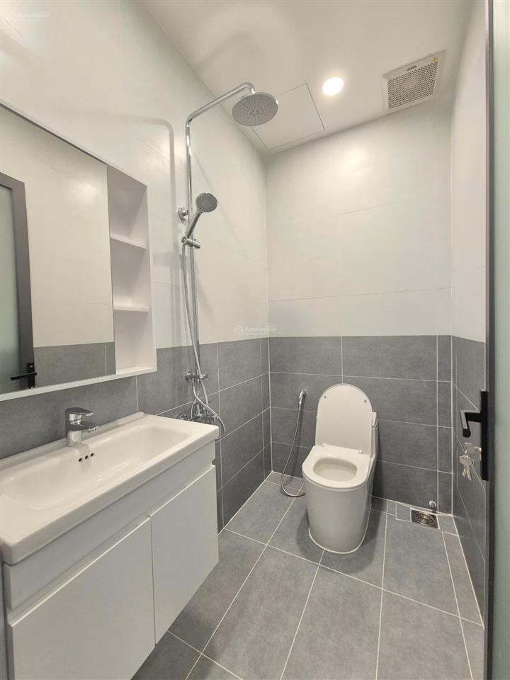 Nhà mới hxh trường chinh  thông ra ba vân p14, 3.8x16m [nở hậu] 3 tầng đẹp. chỉ 8.5 tỷ tl