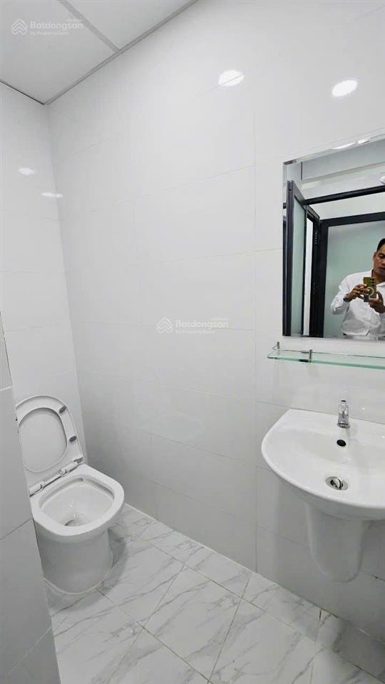 Nhà mới 4 tầng full nội thất có thang máy  hxh 5m trần mai ninh, 3x16m [nở hậu 3.2m]. giá 8.9 tỷ