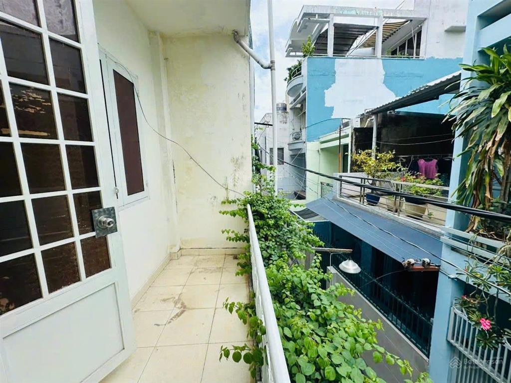 Bán nhà hxh 4m bành văn trân  cách mặt tiền chỉ 50m, 4x19m 2 tầng. 8 tỷ