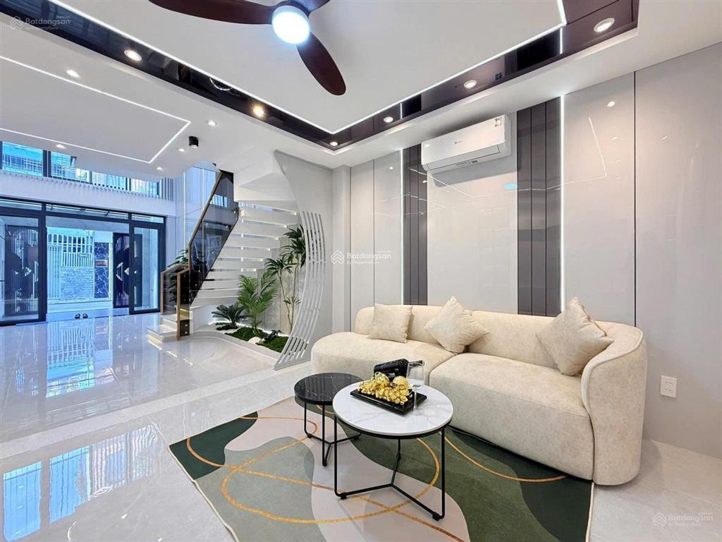 Mặt tiền bàu cát 8  đồng đen p14, nhà mới xây 100% full nội thất 4x18m [3 lầu st]. giá 16.8 tỷ