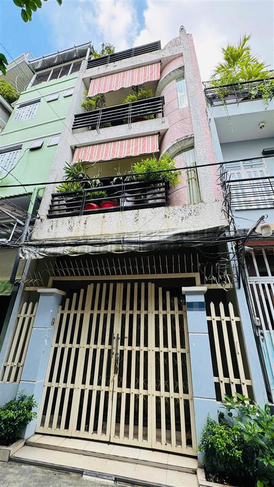 Bán nhà hxh lạc long quân  cách mặt tiền chỉ 50m, 4.4x12.5m [2 lầu st]. giá 9.3 tỷ