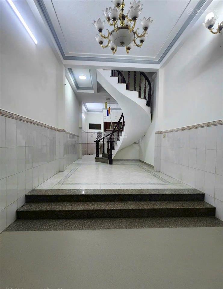 Bán nhà hxh khu k300  gần trường đh văn hiến, dt 3,4x13m vuông vức 2 lầu. chỉ 7,8 tỷ