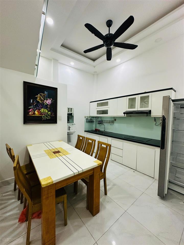 Chỉ 8.9 tỷ  nhà mới full nội thất mặt tiền kd k300 kế bên chợ hoàng hoa thám, 4.2x11m [nở hậu]