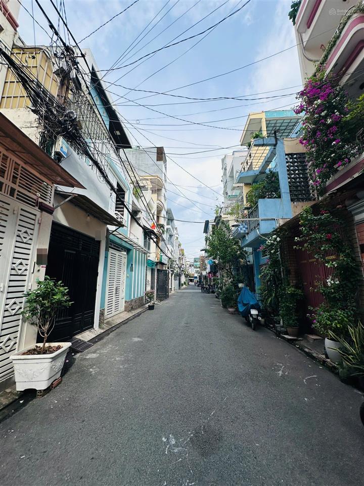 Bán nhà hẻm 281 lê văn sỹ  thông ra đặng văn ngữ, 3x17m vuông vức, 3 lầu st. chỉ 10.3 tỷ
