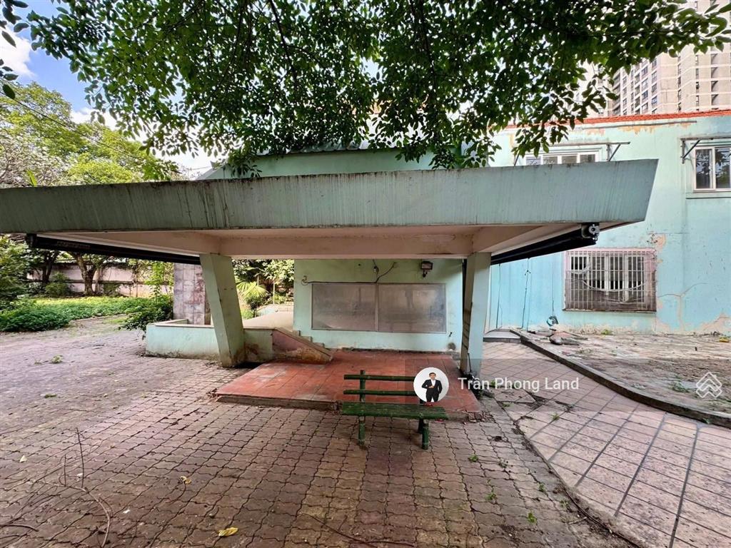 Chính chủ gửi cho thuê nhà mặt tiền số 4 trần ngọc diện, p. thảo điền, q2, 22x60m, 0908 140 ***