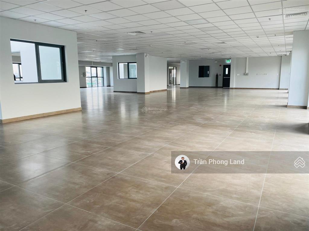 Chính chủ cho thuê văn phòng tòa nhà mặt tiền 121a123125 bờ bao tân thắng, q. tân phú, 0908 140 ***