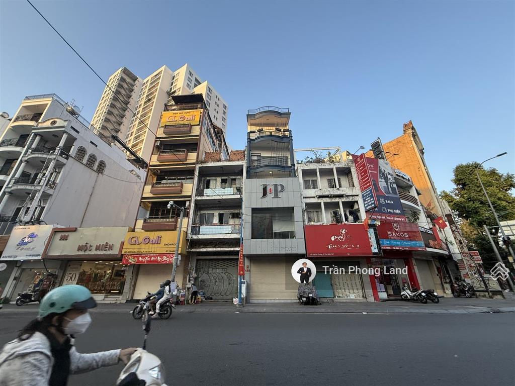 Chính chủ cho thuê nhà mặt tiền 422 hai bà trưng, p. tân định, q1, 4x25m, trệt 4 lầu, 0908 140 ***