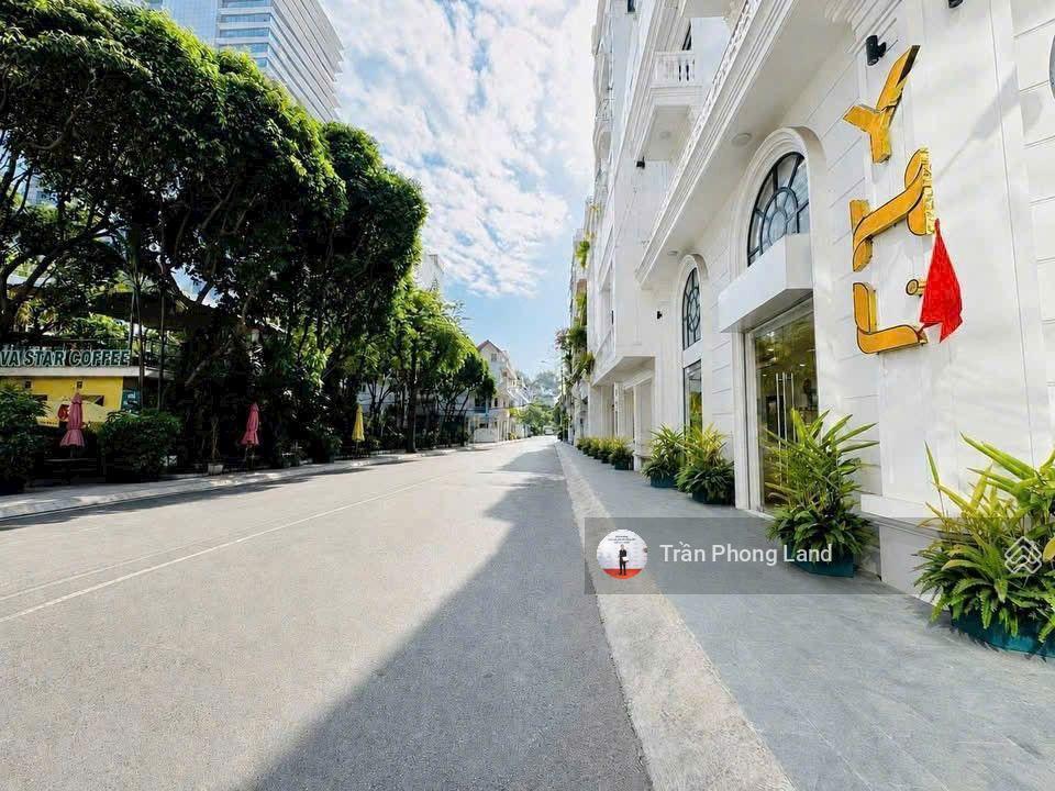 Chính chủ gửi bán nhà góc 2 mặt tiền 283/107109 cách mạng tháng tám, p12, q10, 16x9m, 0938 140 ***