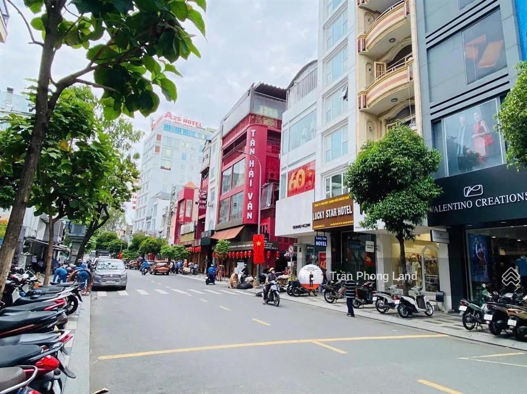 Chính chủ gửi cho thuê nhà mặt tiền 138140 nguyễn trãi, p. bến thành, q1, 8x20m, 0908 140 ***