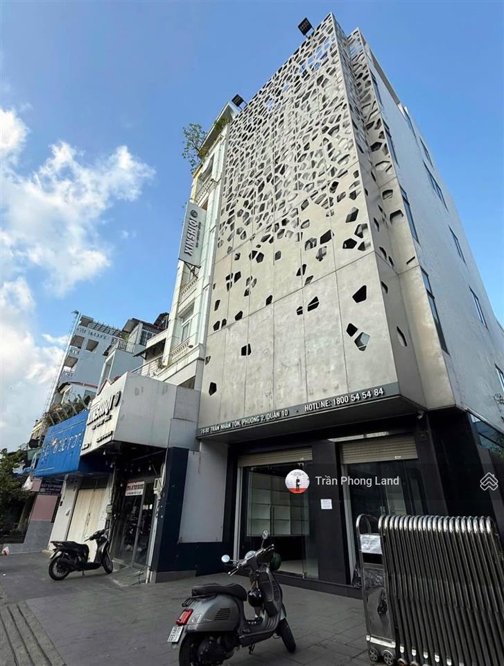 Chính chủ cho thuê nhà mặt tiền 7880 trần nhân tôn, p2, q10, 8.5x18m, trệt 6 lầu, 0908 140 ***