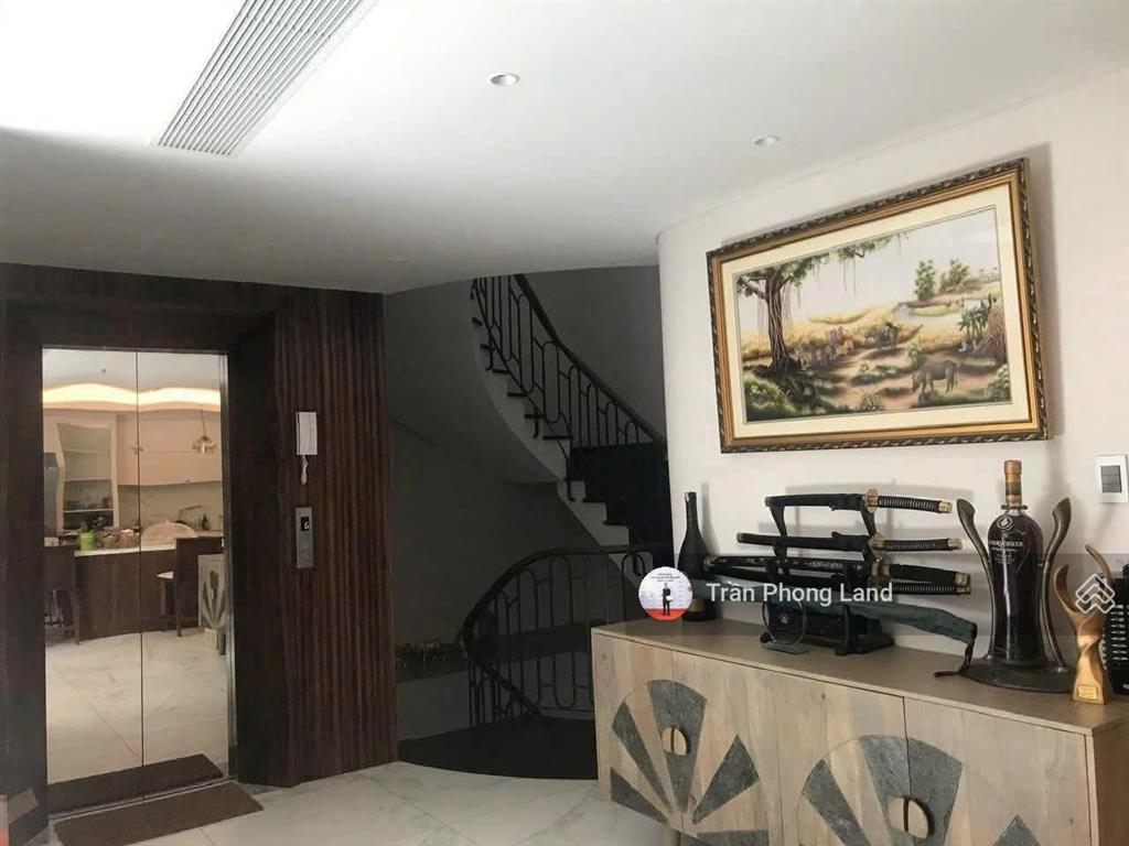 Chính chủ gửi bán biệt thự 38/9a9b trần khắc chân, p. tân định, q1, 13x20m, hầm 5 tầng, 0938 140 ***