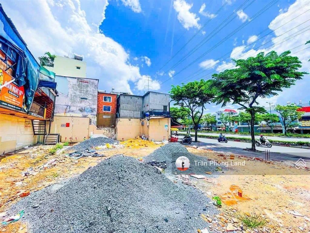 Chính chủ gửi cho thuê đất mặt tiền 410 phạm văn đồng, p11, q. bình thạnh, 18x20m, 0908 140 ***