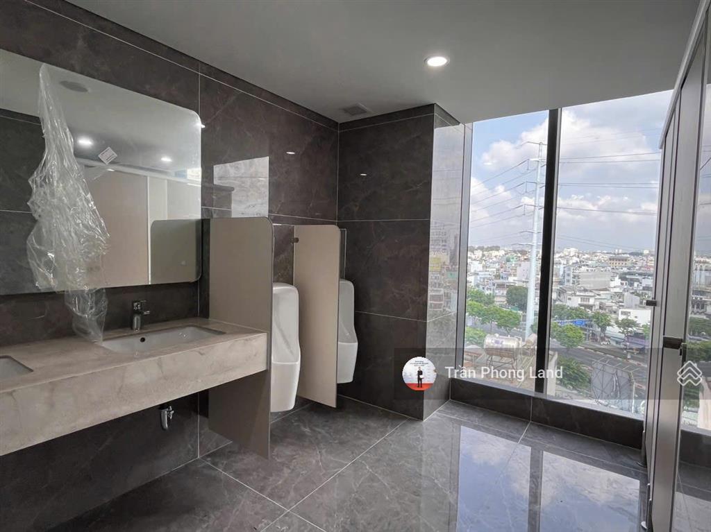 Chính chủ cho thuê văn phòng tòa nhà mặt tiền 137139 nguyên hồng, q. gò vấp, 337.28m2, 0908 140 ***