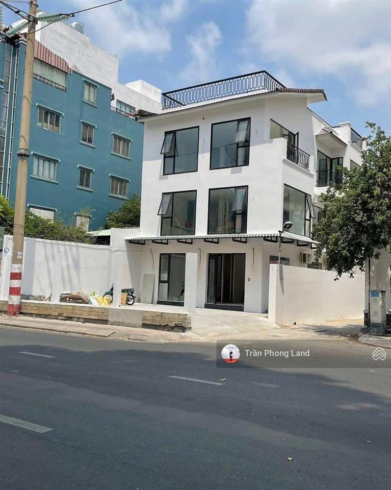 Chính chủ gửi bán nhà góc 2 mặt tiền 204a điện biên phủ, p. võ thị sáu, q3, 10x24m, 0938 140 ***