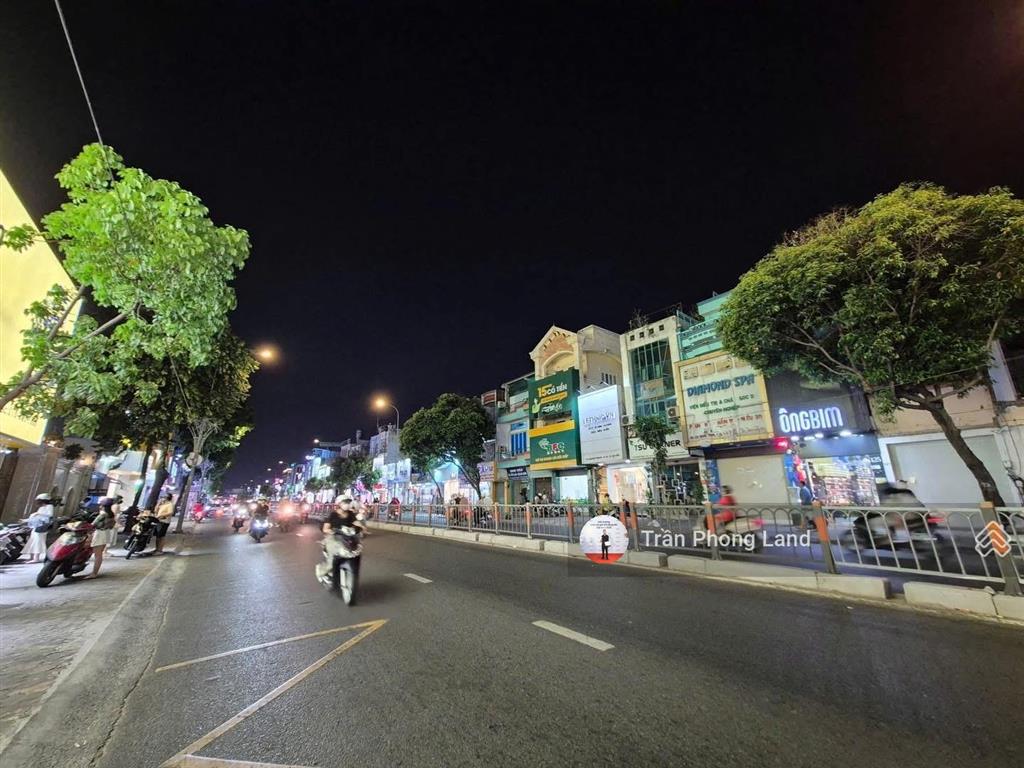 Chính chủ gửi bán nhà mặt tiền 136138 quang trung, p10, q. gò vấp, 20(38)x60m, 1581m2, 0938 140 ***