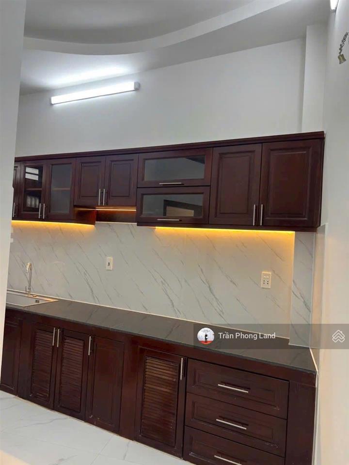 Chính chủ gửi bán nhà góc 2 mặt tiền 13a đường số 18, p. bình trưng đông, q2, 4x18m, 0938 140 ***