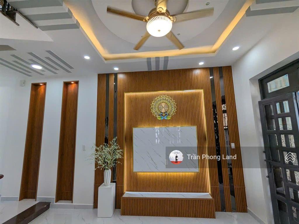 Chính chủ gửi bán nhà góc 2 mặt tiền 13a đường số 18, p. bình trưng đông, q2, 4x18m, 0938 140 ***
