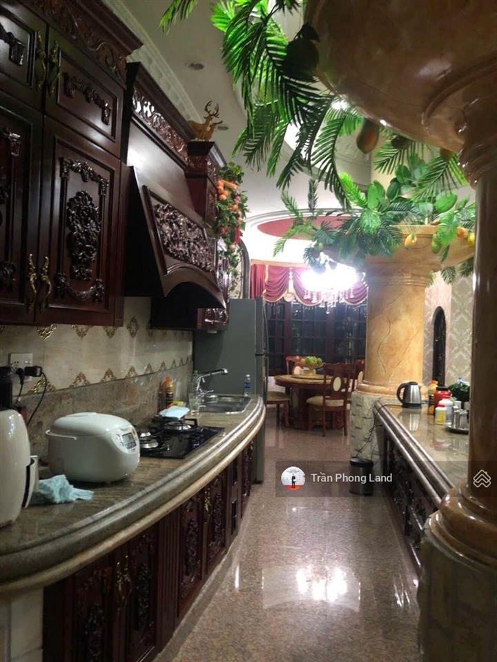 Chính chủ gửi bán biệt thự 2 mặt tiền 140 nguyễn văn hưởng, p. thảo điền, q2, 22x23m, 0938 140 ***