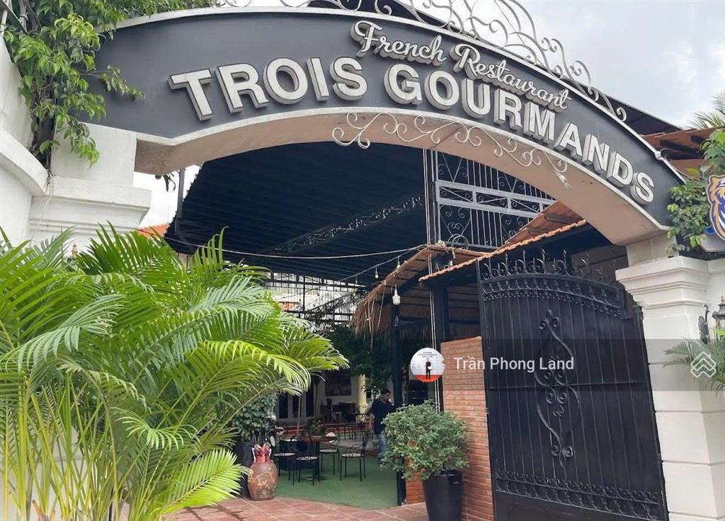 Chính chủ cho thuê nhà mặt tiền 39 trần ngọc diện, p. thảo điền, q2, 500m2, giá 200tr, 0908 140 ***