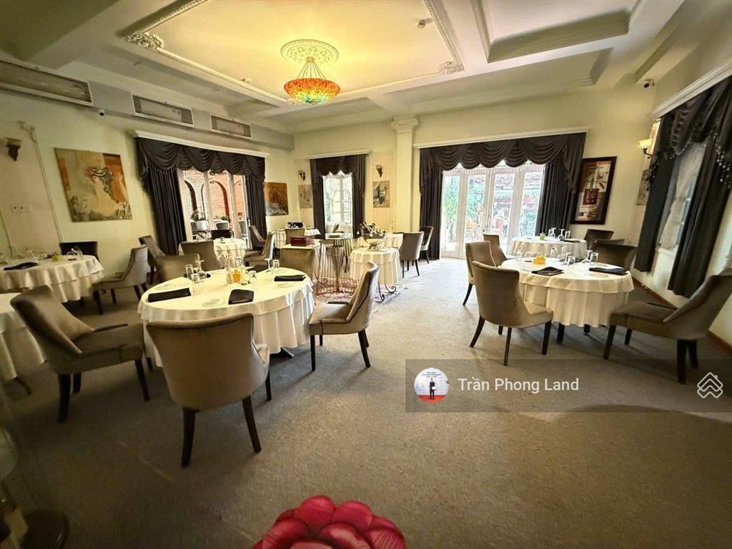 Chính chủ cho thuê nhà mặt tiền 39 trần ngọc diện, p. thảo điền, q2, 500m2, giá 200tr, 0908 140 ***