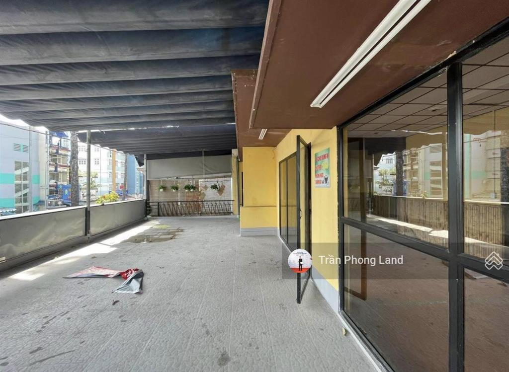 Chính chủ gửi cho thuê nhà mặt tiền 466466b nguyễn tri phương, p9, q10, 11x17m, 0908 140 ***