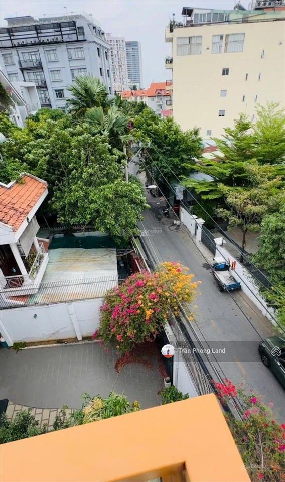 Chính chủ gửi bán nhà hẻm xe hơi 69/3 đường số 47, p.thảo điền, q2, 3.5x19m, trệt 3 lầu, 0938 140 ***