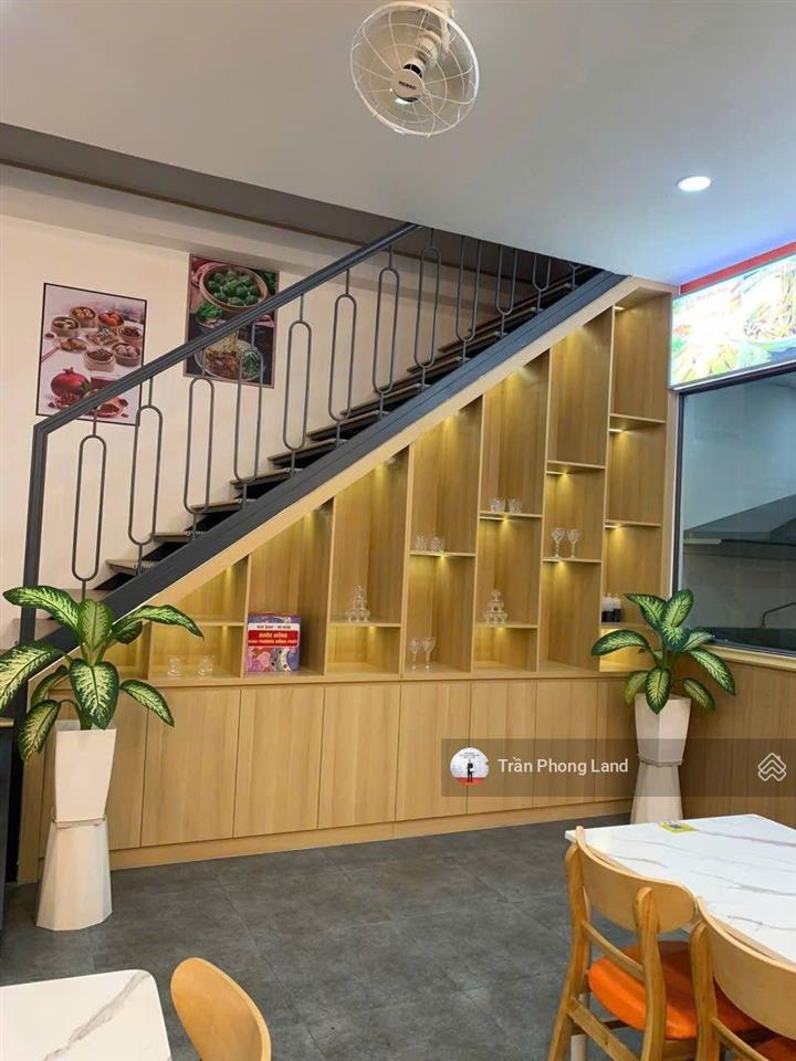 Chính chủ gửi cho thuê nhà 2 mặt tiền 483 lê văn việt, p. tăng nhơn phú a, q9, 7x28m, 0908 140 ***
