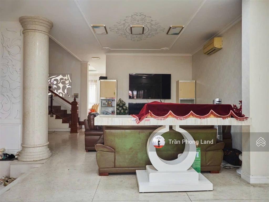 Chính chủ gửi bán biệt thự mặt tiền 28 đường d8 saigon pearl  92 nguyễn hữu cảnh, bt, 0938 140 ***