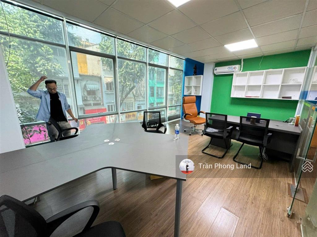 Chính chủ cho thuê nhà mặt tiền 253 nguyễn thái bình, quận tân bình, 6x12m, trệt 5 lầu, 0908 140 ***