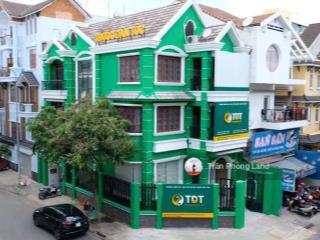 Chính chủ cho thuê nhà góc 2 mặt tiền 145 hoa lan, p2, q. phú nhuận, 8x18m, hầm 3 lầu, 0908 140 ***