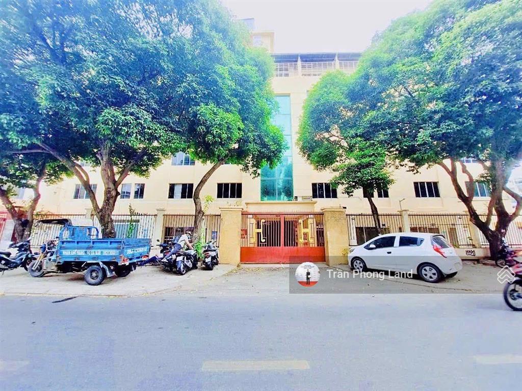 Chính chủ gửi cho thuê nhà mặt tiền 342bis nguyễn trọng tuyển, p2, q. tân bình, 2500m2, 0908 140 ***