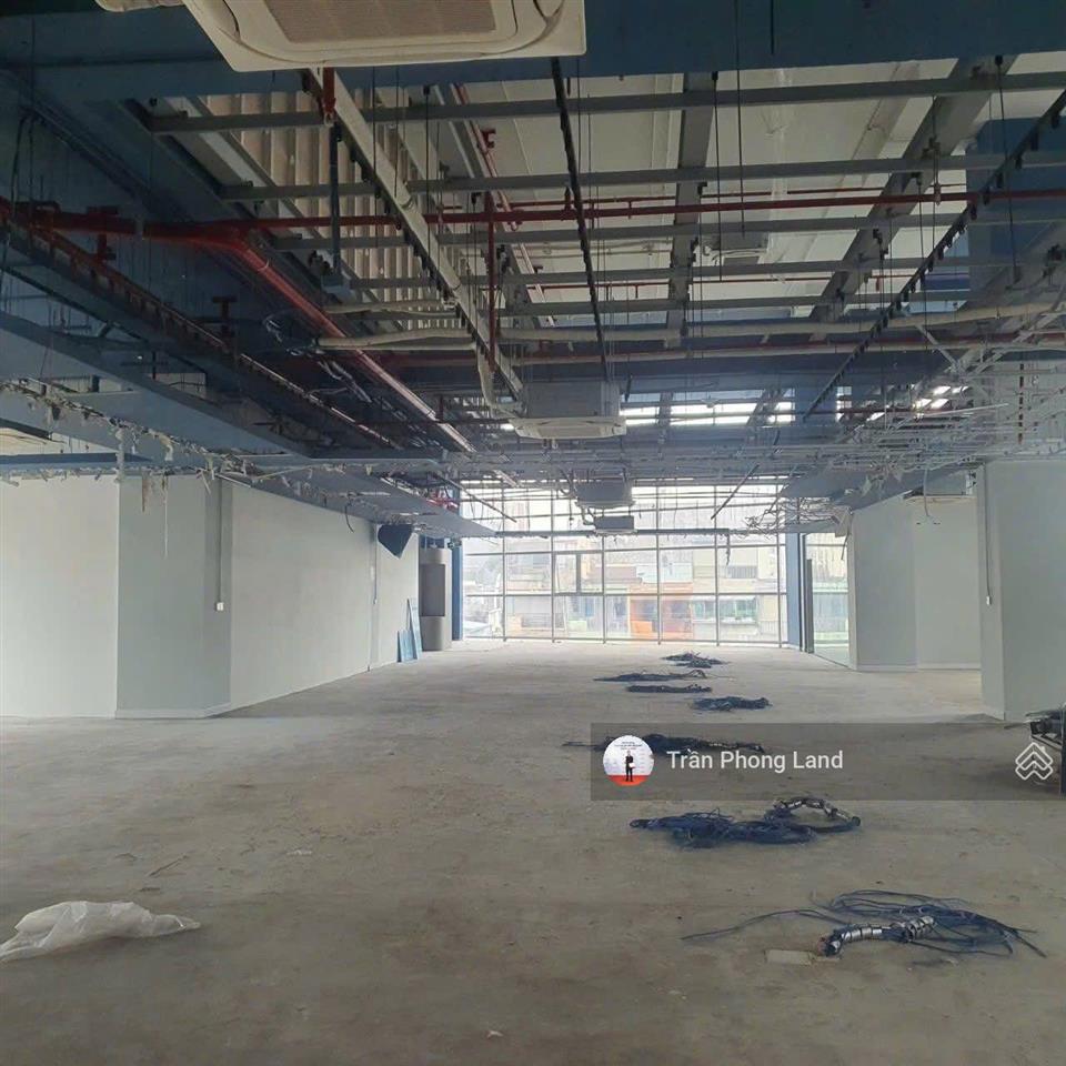 Chính chủ cho thuê sàn văn phòng tòa nhà mặt tiền 369 lê văn sỹ, p13, q3, 577,6m², 0908 140 ***
