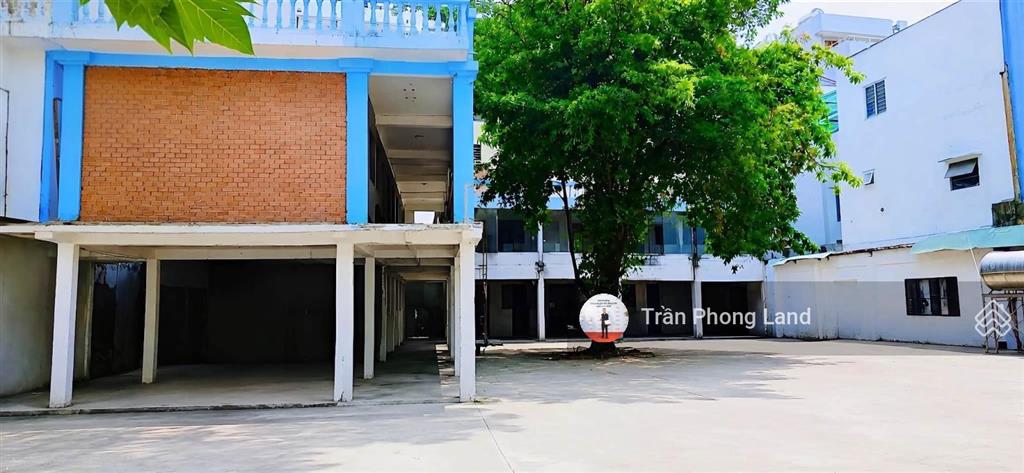 Chính chủ gửi cho thuê nhà mặt tiền 306a nguyễn trọng tuyển, p2, q. tân bình, 1225m2, 0908 140 ***