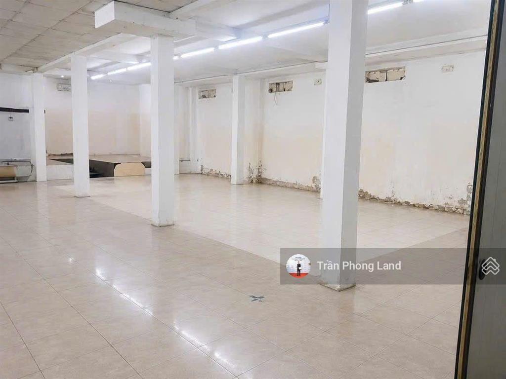 Chính chủ gửi cho thuê nhà mặt tiền 138 bạch đằng, p2, q. tân bình, 10x28m, 1 trệt, 0908 140 ***
