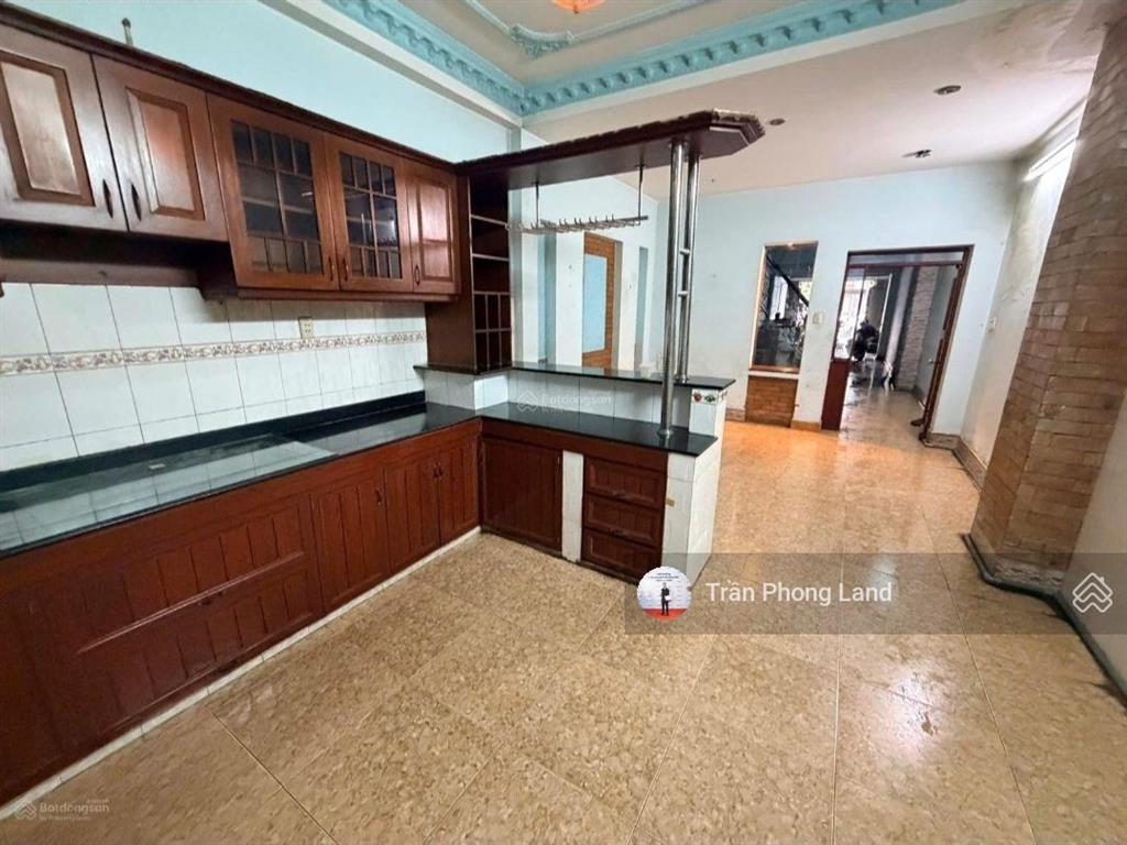 Chính chủ gửi cho thuê nhà mặt tiền 439 cộng hòa, quận tân bình, 11.5x28m, trệt 3 lầu, 0908 140 ***