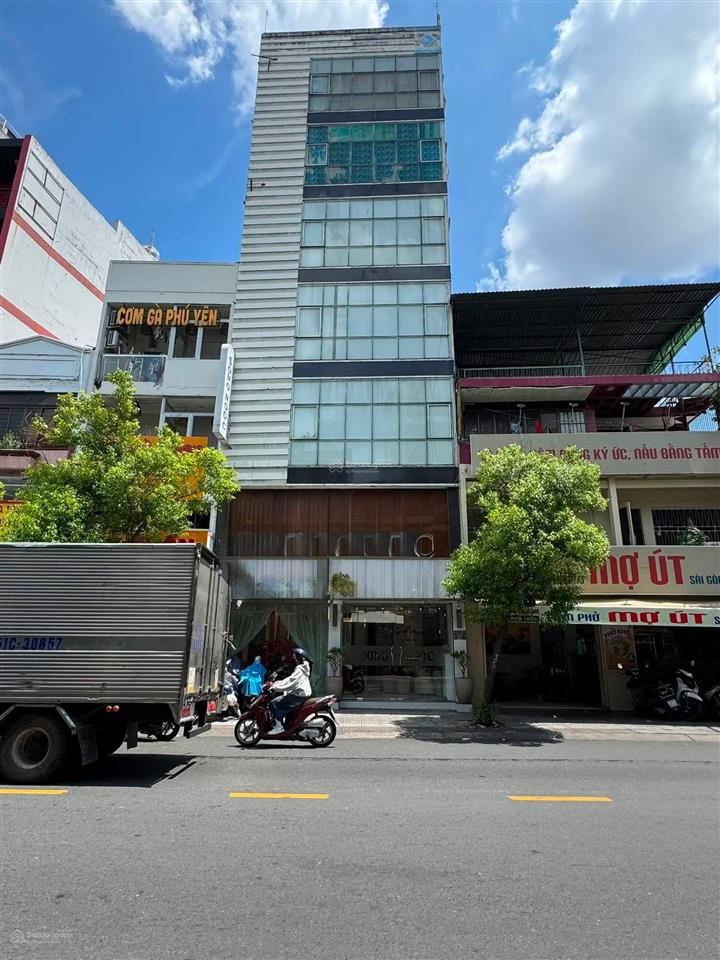 Chính chủ gửi cho thuê nhà mặt tiền 115 cao thắng, p11, q10, 7x10m, trệt 6 lầu tm, 0908 140 ***