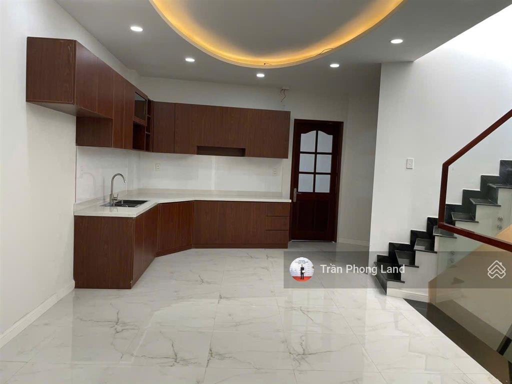 Chính chủ gửi cho thuê nhà mặt tiền 386 ngô gia tự, p4, q10, 4(6)x22, trệt 5 lầu tm, 0908 140 ***