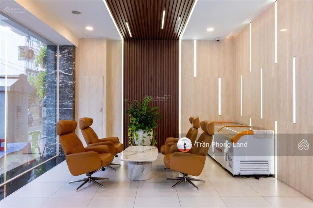 Chính chủ gửi cho thuê nhà góc 2 mặt tiền 149 nguyễn văn cừ, p2, q5, 9x18m, trệt 5 lầu, 0908 140 ***