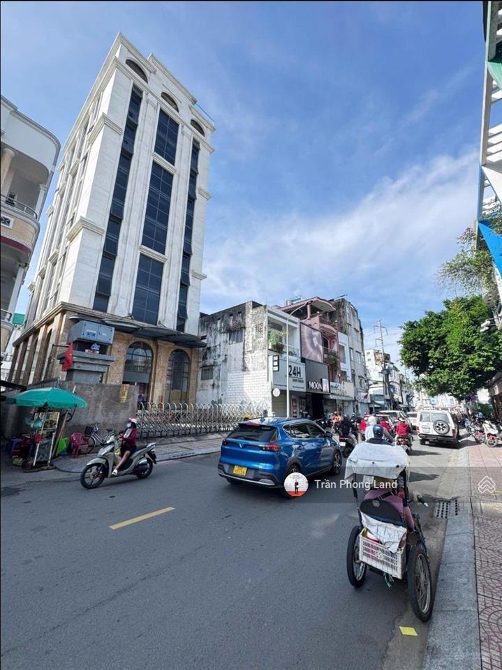 Chính chủ gửi cho thuê nhà mặt tiền 413413a huỳnh văn bánh, p11, q. phú nhuận, 10x15m, 0908 140 ***