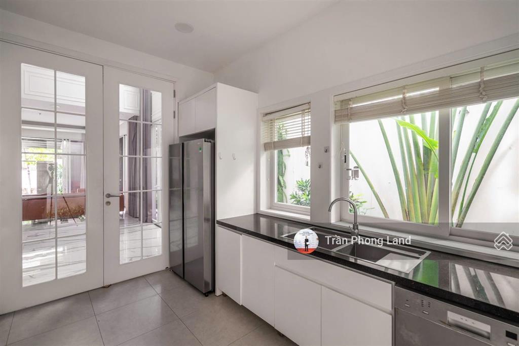 Chính chủ gửi cho thuê biệt thự 216/8 nguyễn văn hưởng, quận 2, 10x22m, trệt 2 lầu, 0908 140 ***