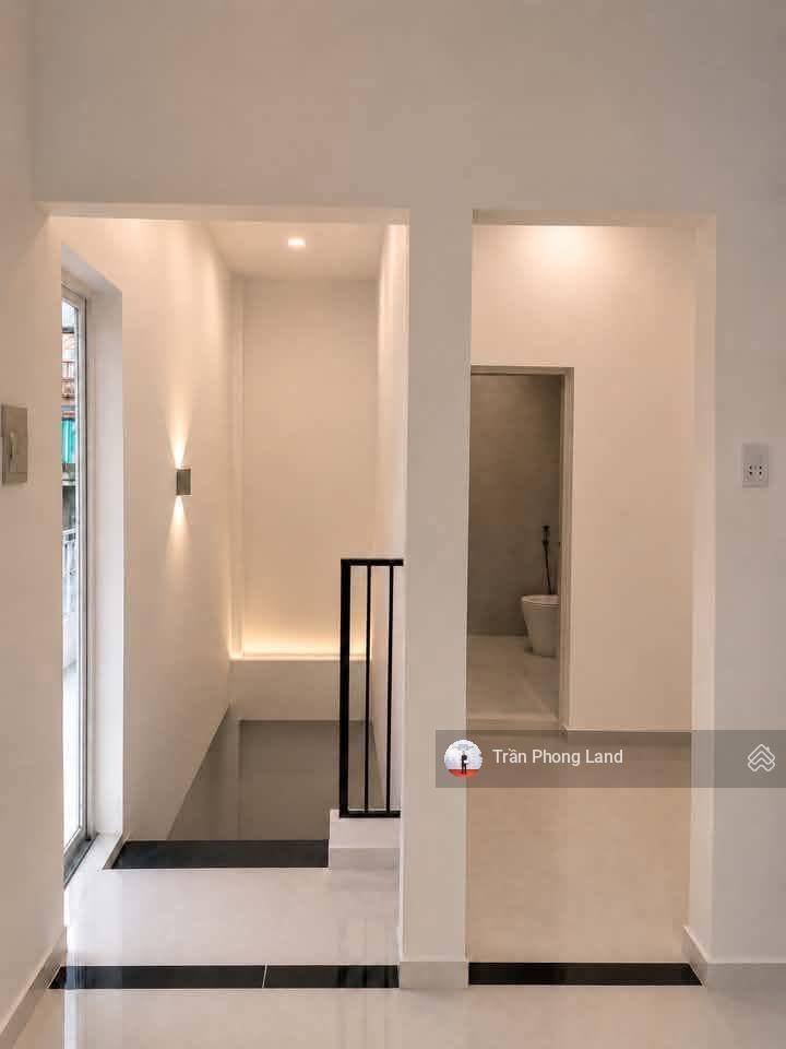 Chính chủ gửi bán nhà góc 2 mặt tiền 635a điện biên phủ, q3, 3.5x21m, trệt lửng 2 lầu, 0938 140 ***