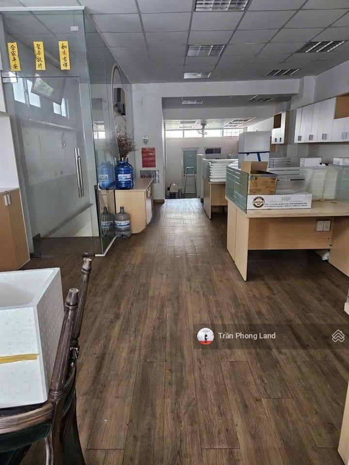 Chính chủ gửi cho thuê nhà mặt tiền 29 cao thắng, p2, q3, 5.8x15.5m, trệt + lầu, 0908 140 ***