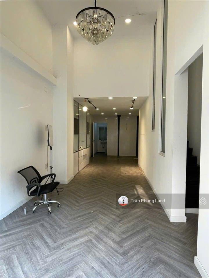 Chính chủ gửi cho thuê nhà mặt tiền 231 huỳnh văn bánh, p11, q. phú nhuận, 4.2x12m, 0908 140 ***