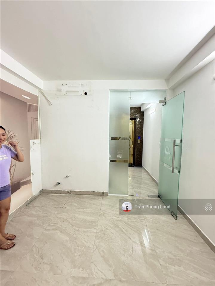 Chính chủ gửi cho thuê nhà mặt tiền 284b huỳnh văn bánh, p11, q. phú nhuận, 3.5x12m, 0908 140 ***