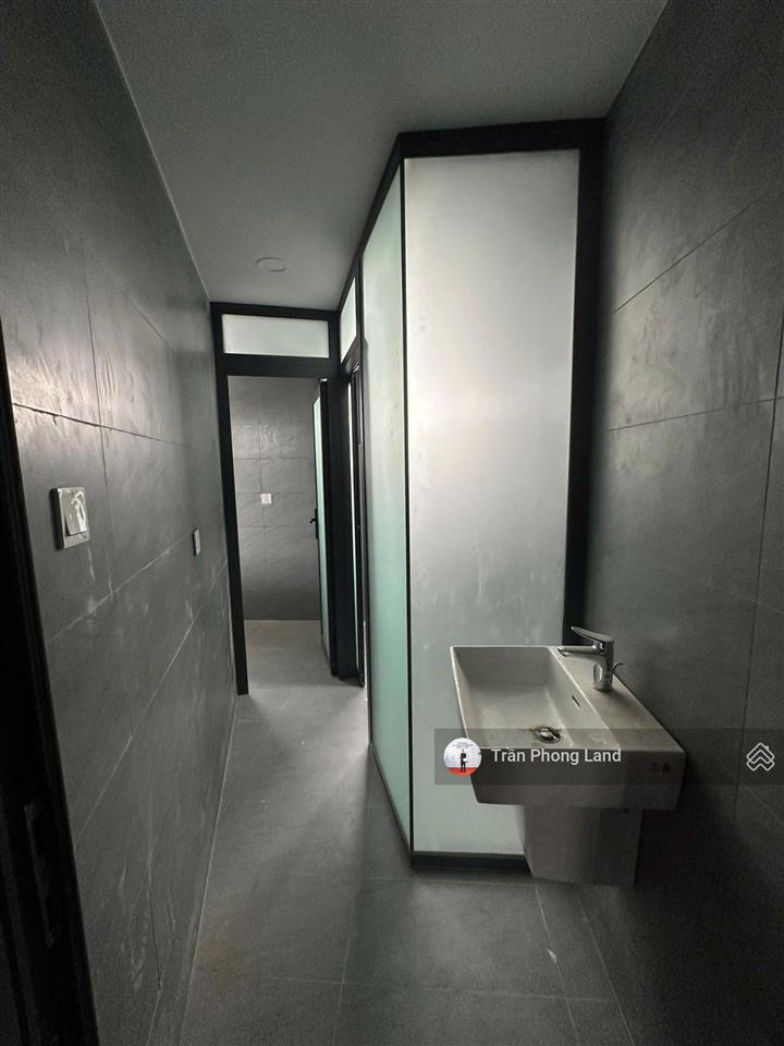 Chính chủ gửi cho thuê nhà mặt tiền 135137 nguyễn thông, q3, 5.4x18m, trệt lửng 6 lầu, 0908 140 ***