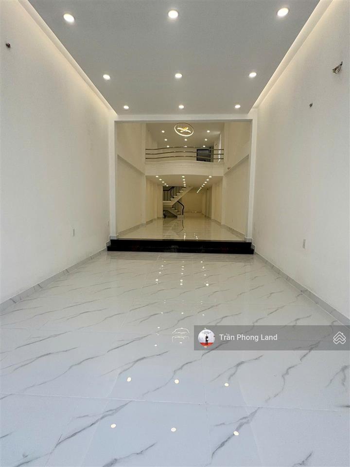 Chính chủ gửi bán nhà mặt tiền 75 thành thái, p14, q10, 4.1x33m, trệt lửng 2 lầu, 0938 140 ***