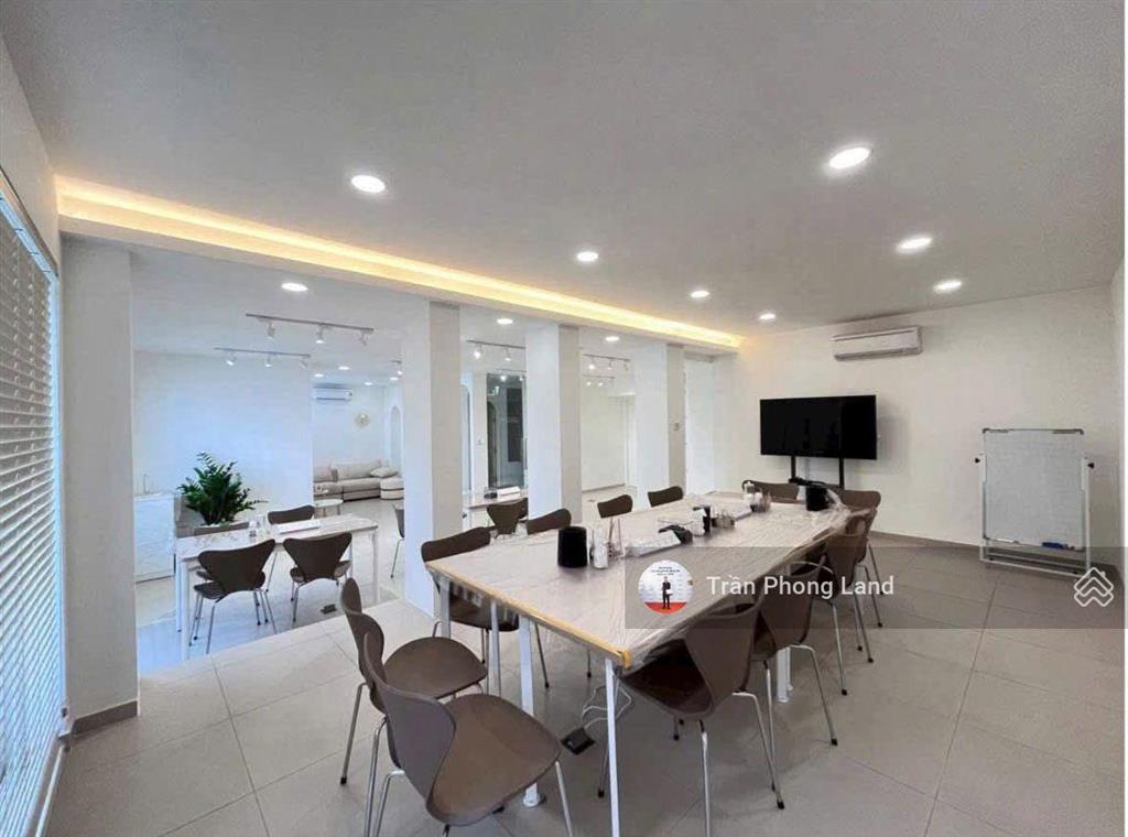Chính chủ gửi cho thuê nhà mặt tiền 188190192 bàu cát 3, p12, q. tân bình, 12x17m, 0908 140 ***